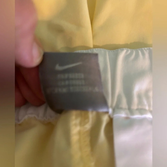 Nike Womens Summer 2004 Elastic Waist Capri Length Back Slit Poly/Nylon Pants ⛳️ - Picture 9 of 9